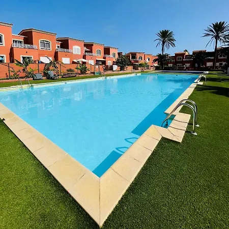 Villa Florencia Pool View Bbq Wifi Fibra